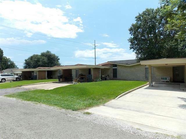 4001 HARRISON AVE, GROVES, TX 77619, photo 1 of 7
