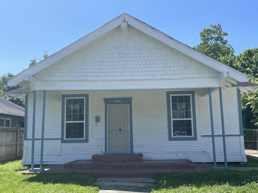 2249 LIBERTY ST, BEAUMONT, TX 77701, photo 1 of 12