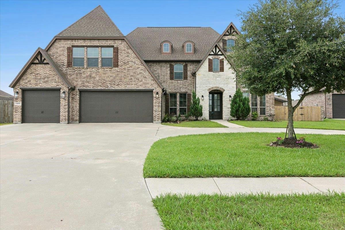 14810 MICHELLE LN, BEAUMONT, TX 77713, photo 1 of 35