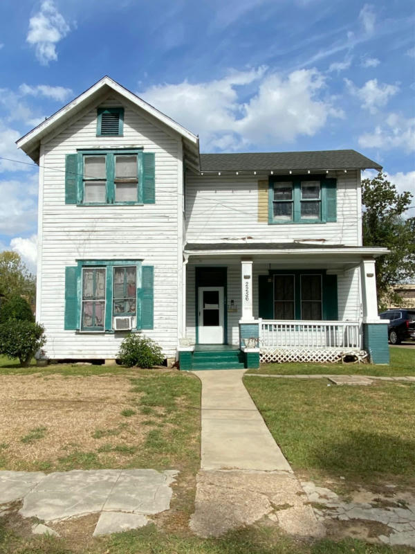 2256 BROADWAY ST, BEAUMONT, TX 77701, photo 1 of 21