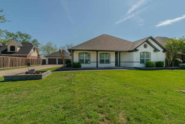 3779 CHAMPIONS DR, BEAUMONT, TX 77707, photo 4 of 35
