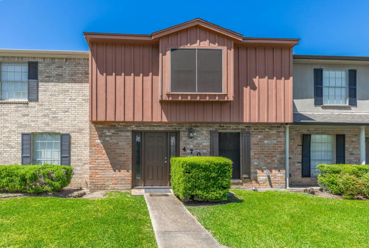 470 GEORGETOWN ST, BEAUMONT, TX 77707, photo 1 of 24