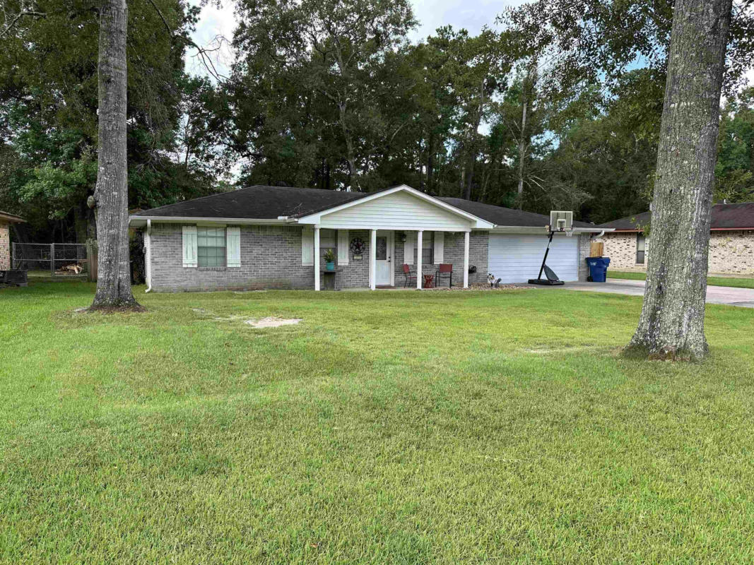 109 PINECREST DR, SILSBEE, TX 77656, photo 1 of 22